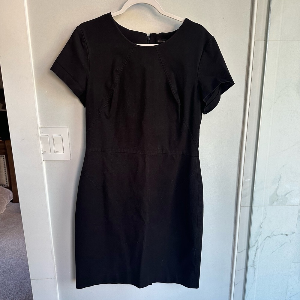 Banana Republic Black Dress knee length sz 16